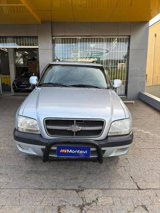 CHEVROLET S10 2.4 ADVANTAGE 4X2 CD 8V FLEX 4P MANUAL CHEVROLET S10 2.4 ADVANTAGE 4X2 CD 8V FLEX 4P MANUAL